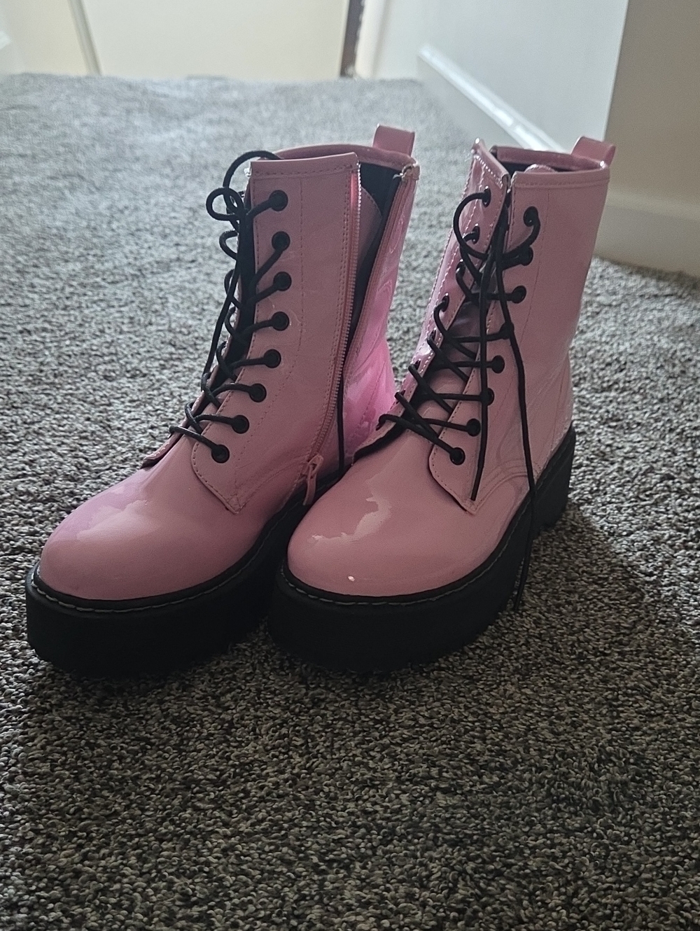 Steve Madden Glossy Light Pink Patent Platform Lace-Up Boots